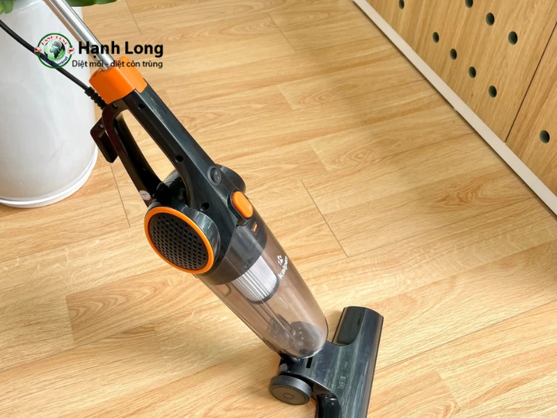 xịt côn trùng tại nhà
