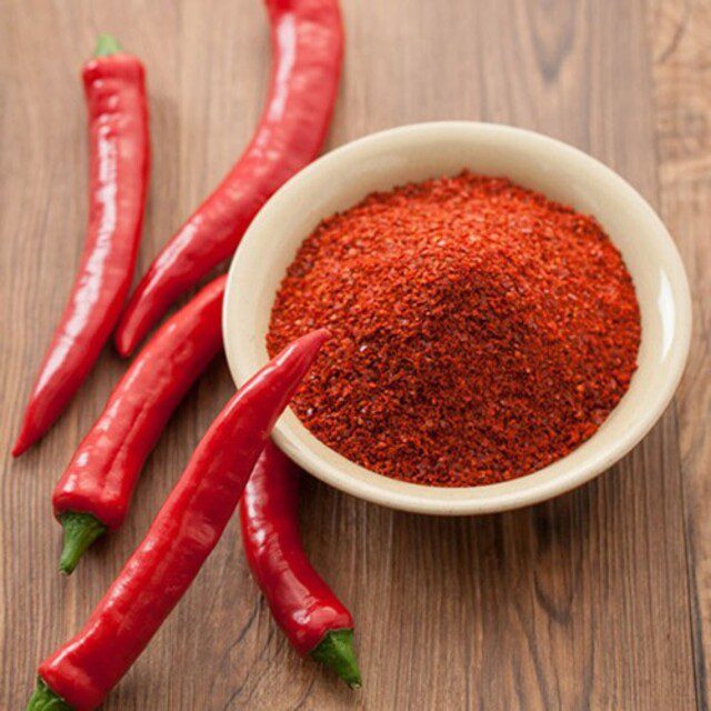 Sử dụng ớt hoặc tiêu bột